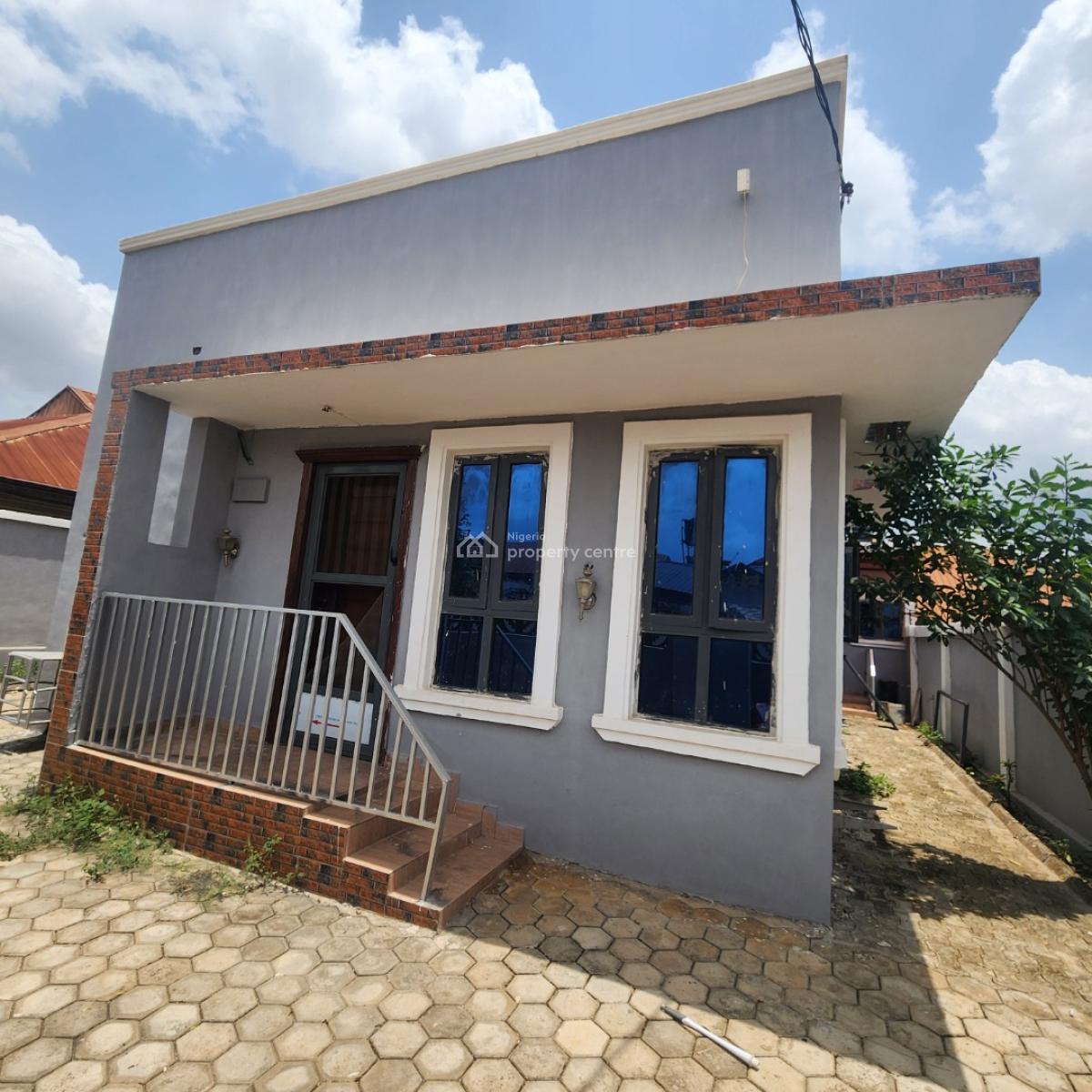 a 2 Bedroom Flat, with Room/parlor and Room Self-contained, Alegongo, Akobo, Ibadan, Oyo, Block of Flats for Sale