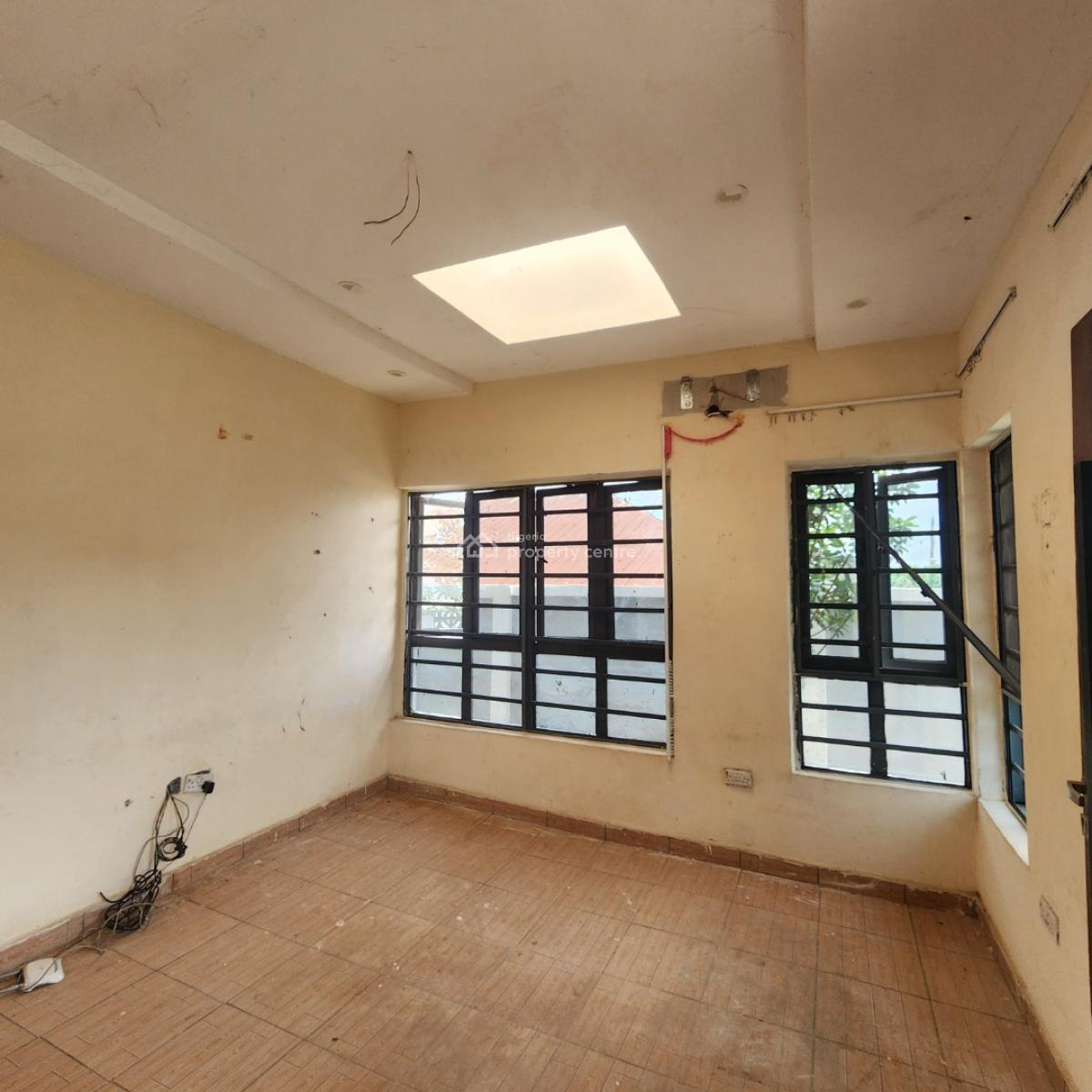 a 2 Bedroom Flat, with Room/parlor and Room Self-contained, Alegongo, Akobo, Ibadan, Oyo, Block of Flats for Sale