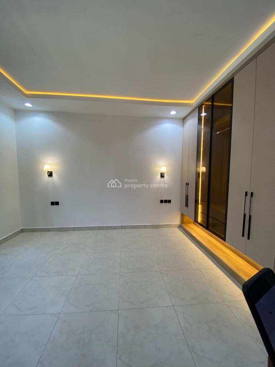 Serviced 4 Bedroom Terrace Duplex with 2 Living Rooms a 1 Room Bq, Guzape District, Abuja, Terraced Duplex for Rent