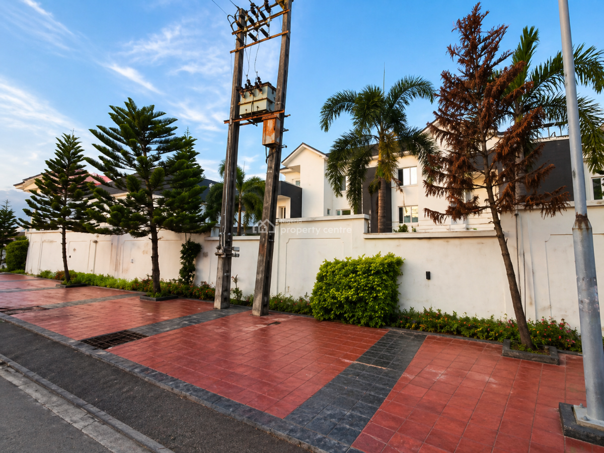 12 Bedroom House for Lease, Lekki Phase 1, Lekki, Lagos, Commercial Property for Rent