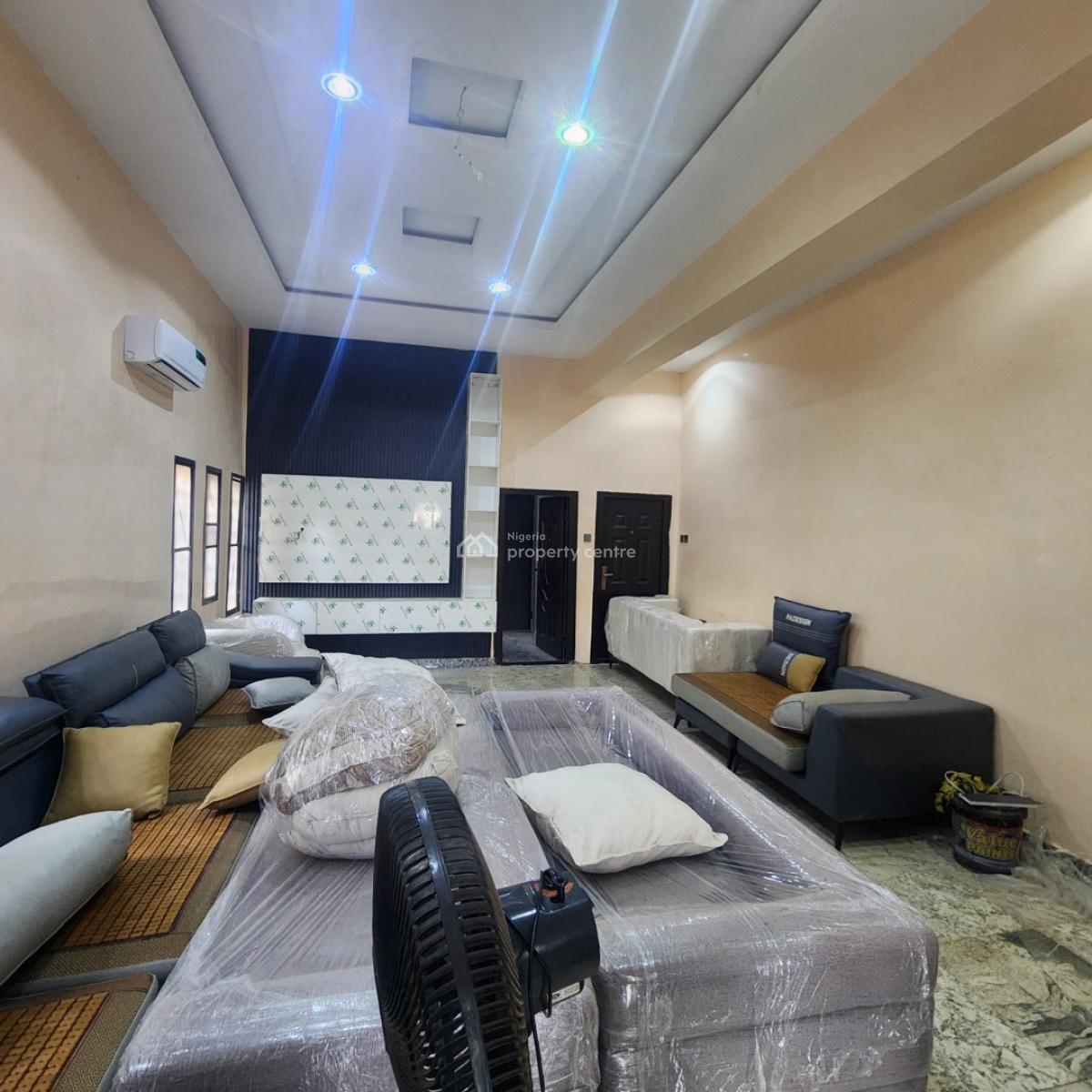 Standard Furnished 2 Bedroom Flat, Koji, Old Bodija, Ibadan, Old Bodija, Ibadan, Oyo, Flat / Apartment for Sale