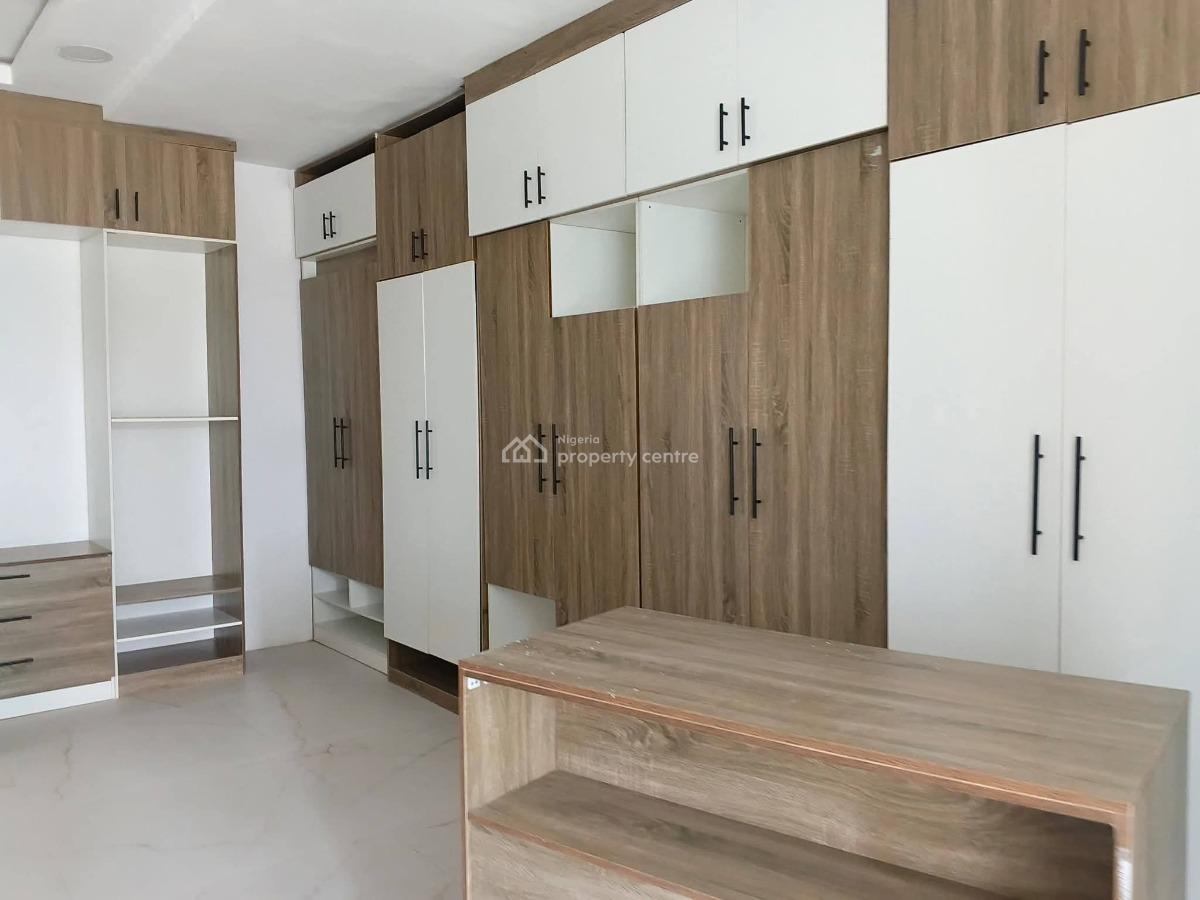 5-bedroom Semi Detached House with a Penthouse, Bq, Ikate, Lekki, Lagos, House for Rent