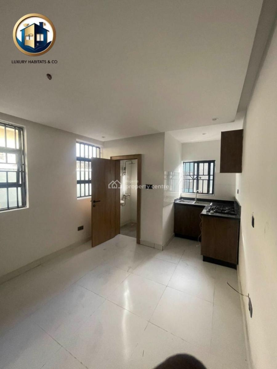 Self-contained Available, Ikota, Lekki, Lagos, Self Contain (single Rooms) for Rent