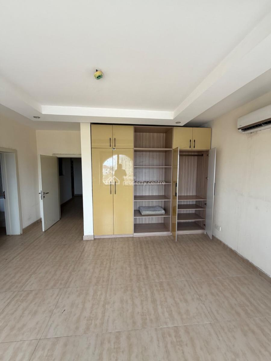 Spacious Serviced 1bedroom Penthouse House, Ologolo Spg Road, Lekki, Lagos, Mini Flat (room and Parlour) for Rent