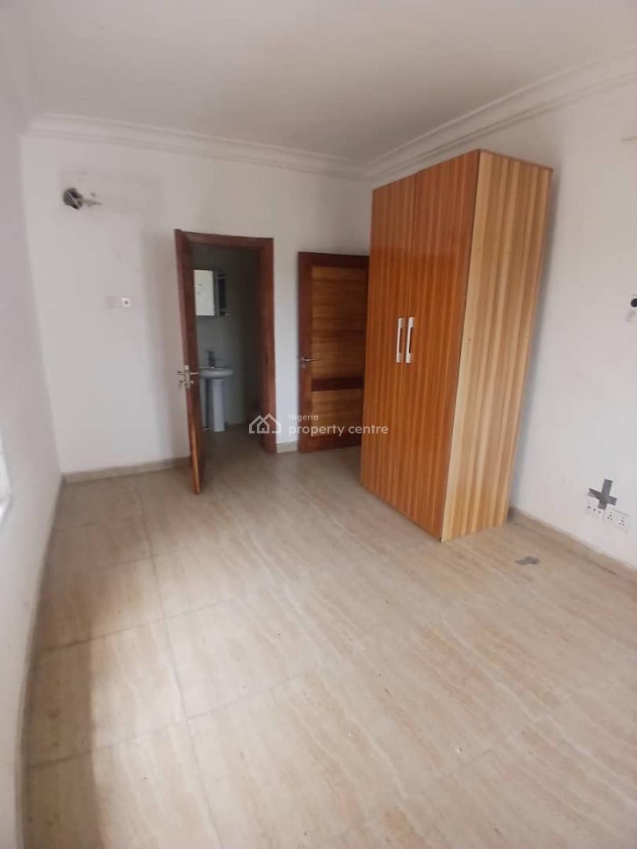 a 2 Bedroom Flat, All Rooms En-suite, Located on The 2nd Floor, Osapa, Lekki, Lagos, Flat / Apartment for Rent