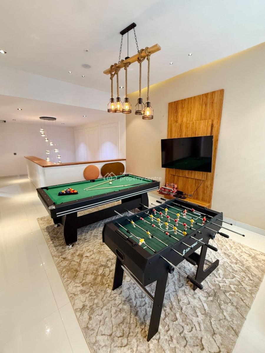 Luxury High Rise 2 Bedroom with a Cinema and Pool Table, Richmond Pearl Estate, Lekki Phase 1, Lekki, Lagos, Flat / Apartment Short Let