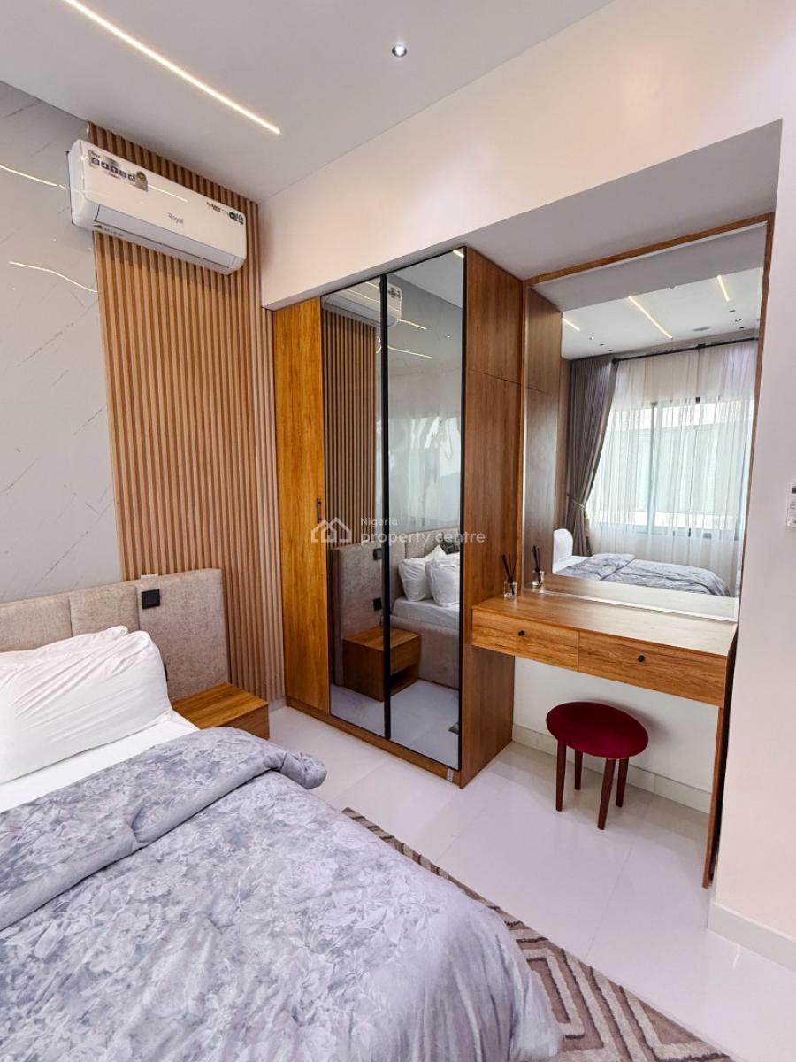 Luxury High Rise 2 Bedroom with a Cinema and Pool Table, Richmond Pearl Estate, Lekki Phase 1, Lekki, Lagos, Flat / Apartment Short Let