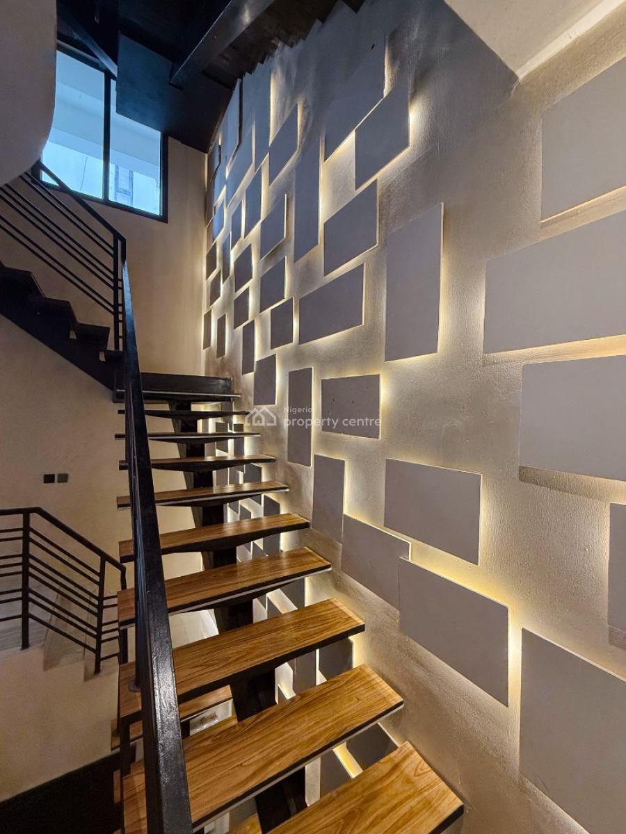 Luxury High Rise 2 Bedroom with a Cinema and Pool Table, Richmond Pearl Estate, Lekki Phase 1, Lekki, Lagos, Flat / Apartment Short Let