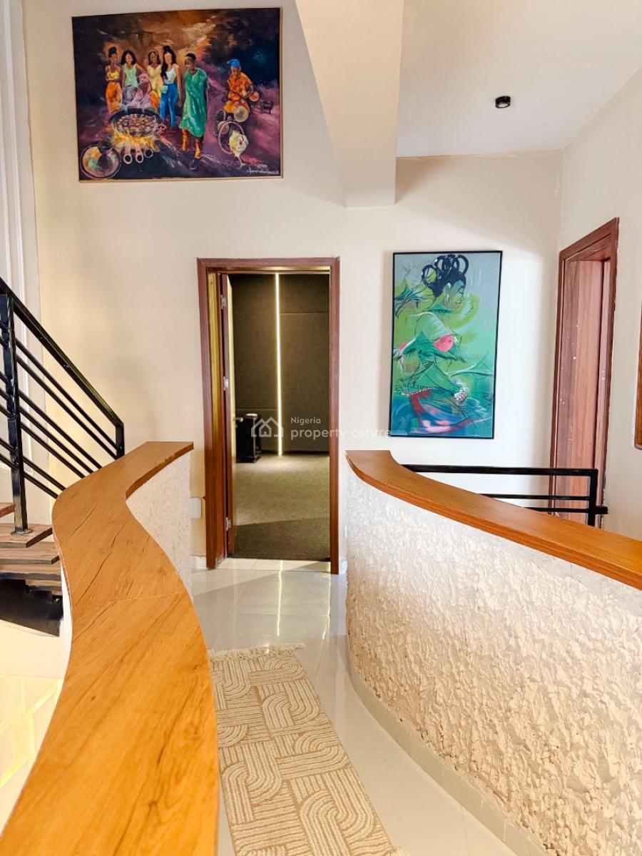 Luxury High Rise 2 Bedroom with a Cinema and Pool Table, Richmond Pearl Estate, Lekki Phase 1, Lekki, Lagos, Flat / Apartment Short Let