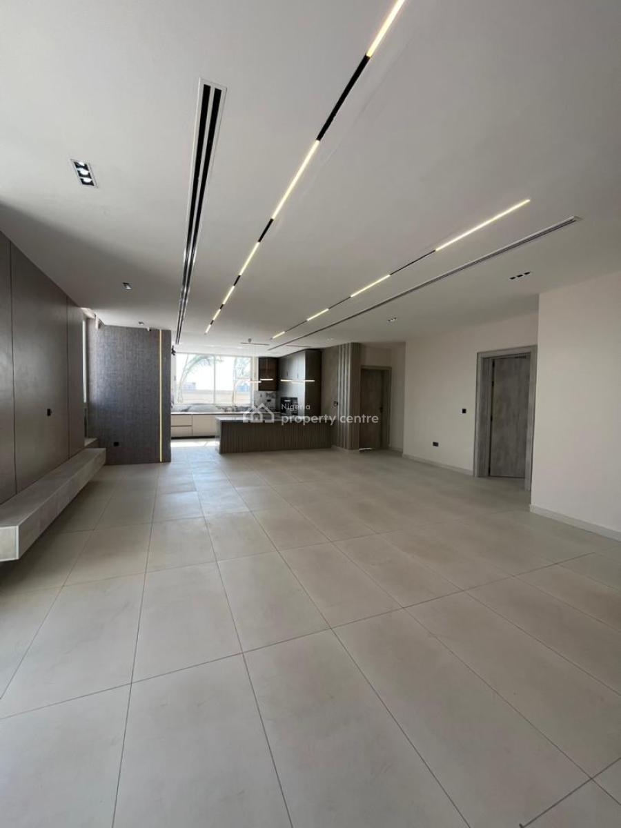 2 Bedrooms Penthouse with Swimming Pool, Lekki Phase 1, Lekki, Lagos, House for Sale