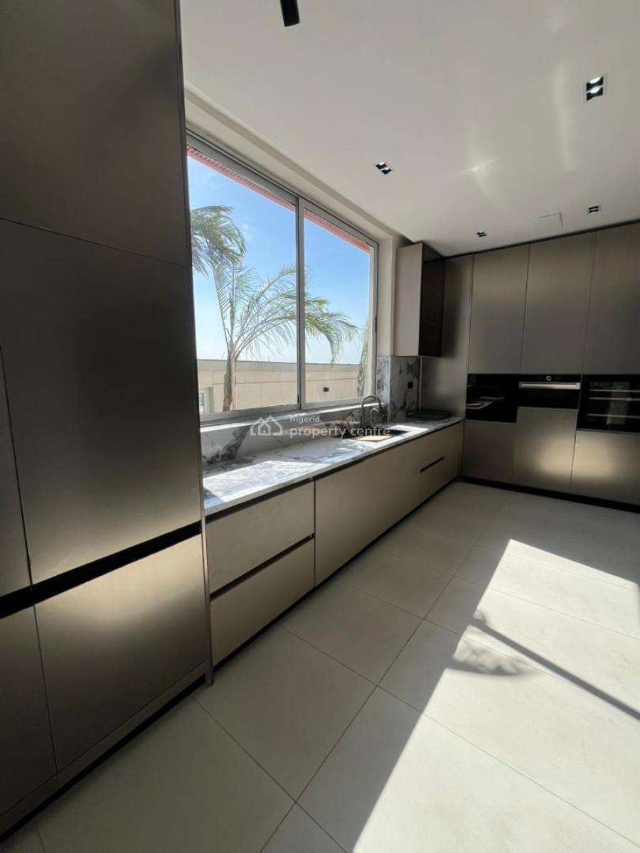 2 Bedrooms Penthouse with Swimming Pool, Lekki Phase 1, Lekki, Lagos, House for Sale