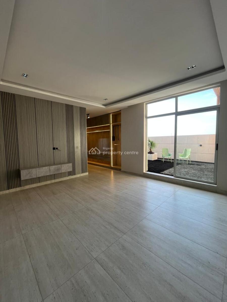 2 Bedrooms Penthouse with Swimming Pool, Lekki Phase 1, Lekki, Lagos, House for Sale