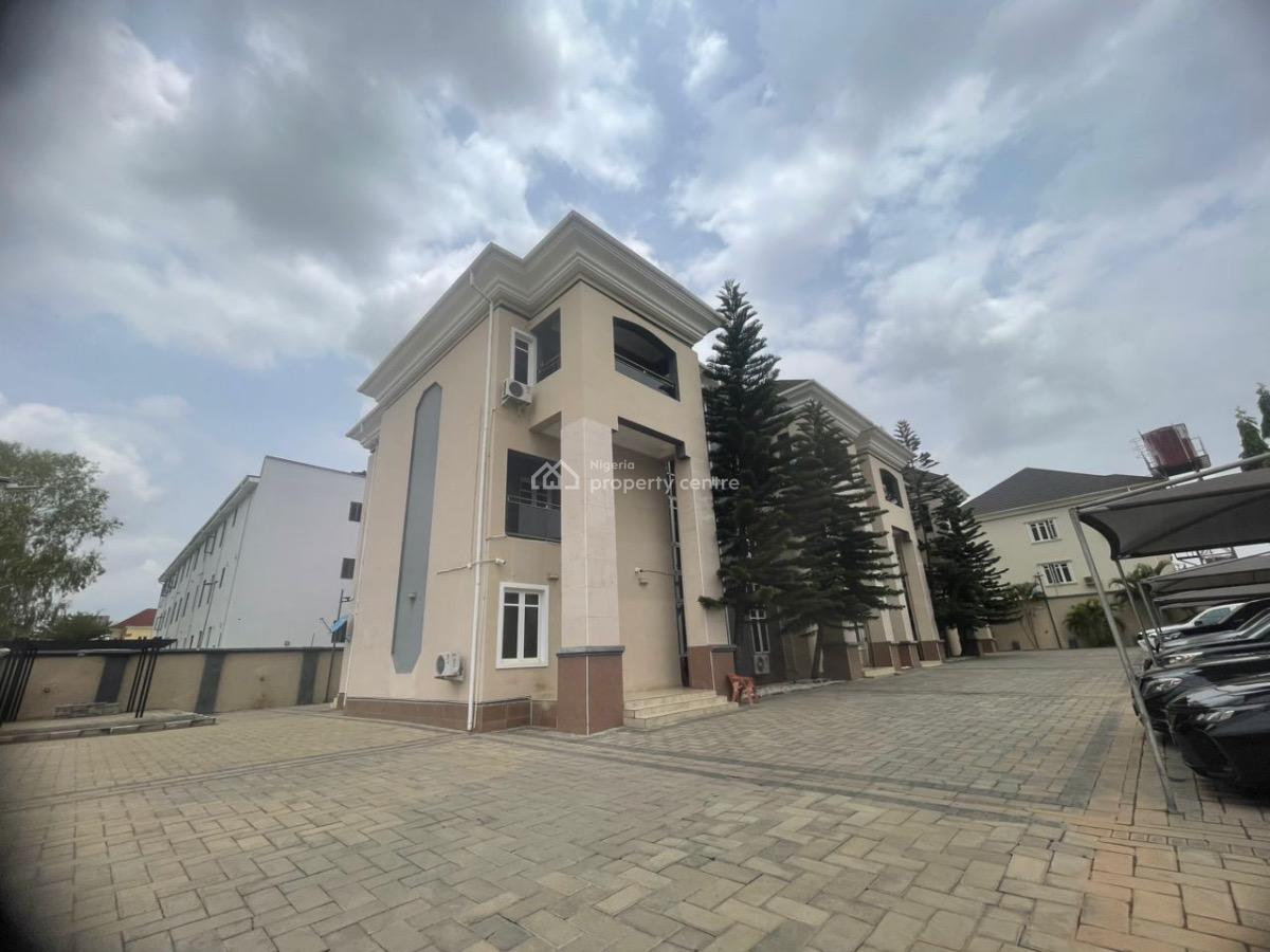 Beautifully Built 4 Bedroom Terraced Duplex with a Room Bq, Guzape District, Abuja, Terraced Duplex for Rent