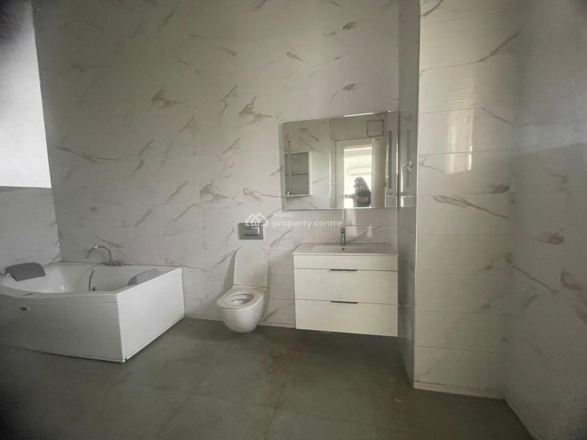 Beautifully Built Serviced 4 Bedroom Terraced Duplex with Bq, Guzape District, Abuja, Terraced Duplex for Rent