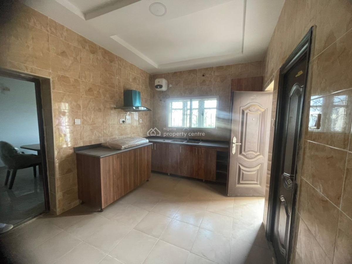 Spacious 3 Bedroom Block of Flat with Bq, Wuye, Abuja, Flat / Apartment for Rent