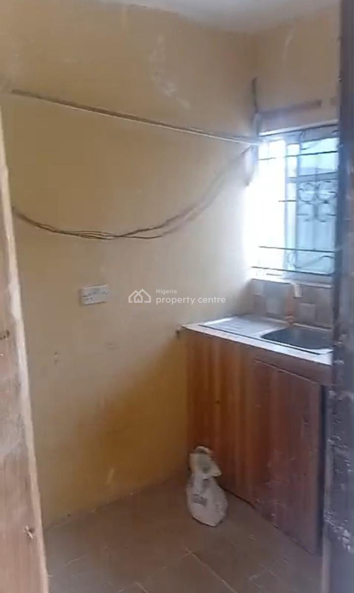 Spacious Mini Flat at Abijo Gra { Video}, Abijo Gra, Ajah, Lagos, Mini Flat (room and Parlour) for Rent