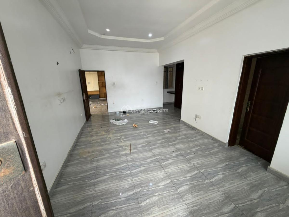 Standard 2 Bedroom, Guzape District, Abuja, Terraced Duplex for Rent
