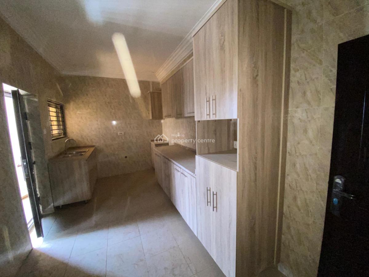 Newly-built Spacious 3 Bedroom Block of Flat, Jabi, Abuja, Flat / Apartment for Rent