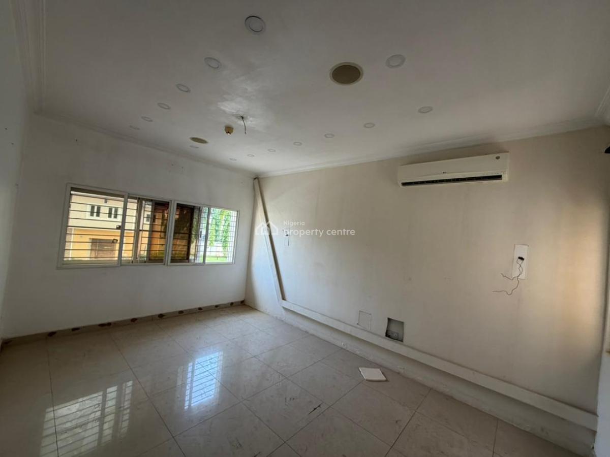 Standard 3 Bedroom, Asokoro District, Abuja, Terraced Duplex for Rent