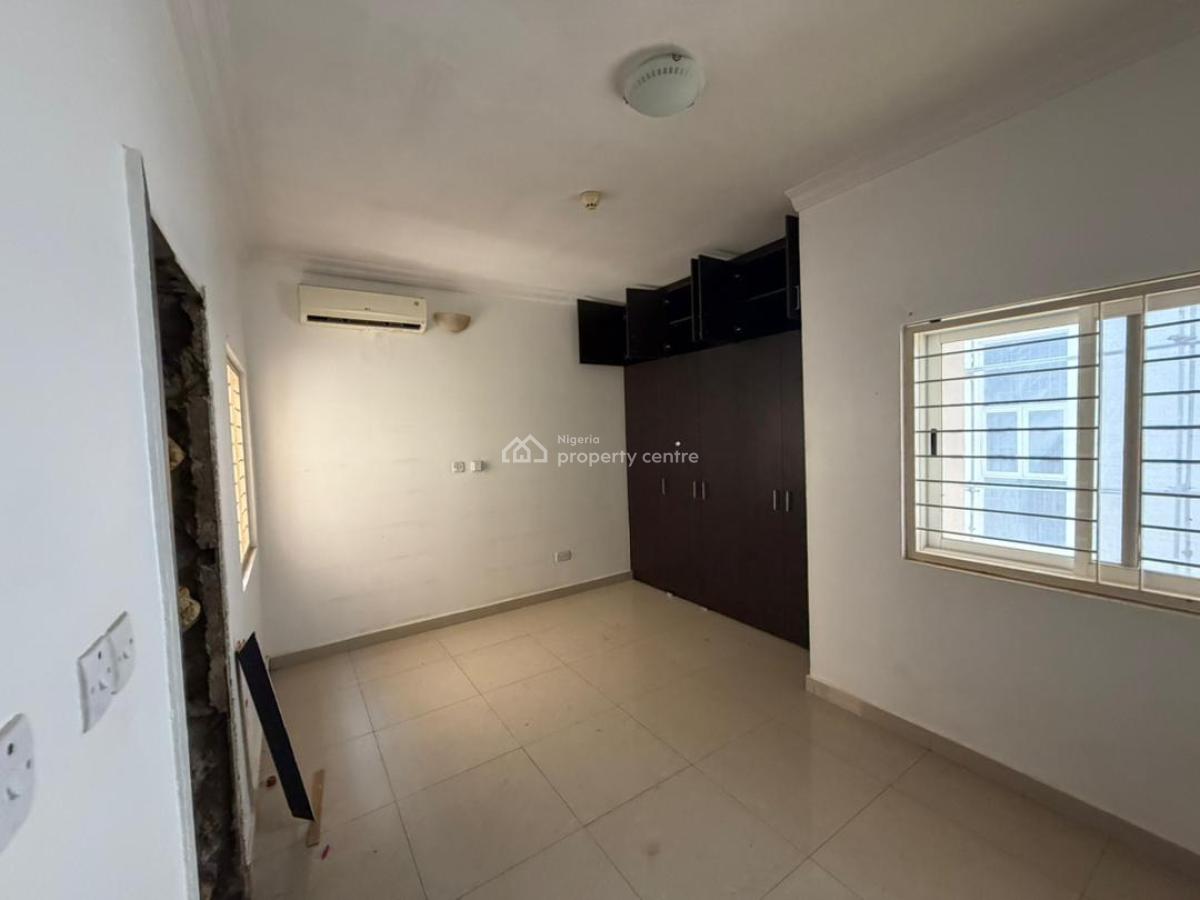 Standard 3 Bedroom, Asokoro District, Abuja, Terraced Duplex for Rent