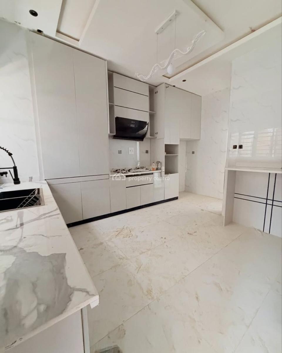 Elegantly Designed 3 Bedroom Apartment + Bq in Secure Estate, Maryland, Lagos, Flat / Apartment for Sale