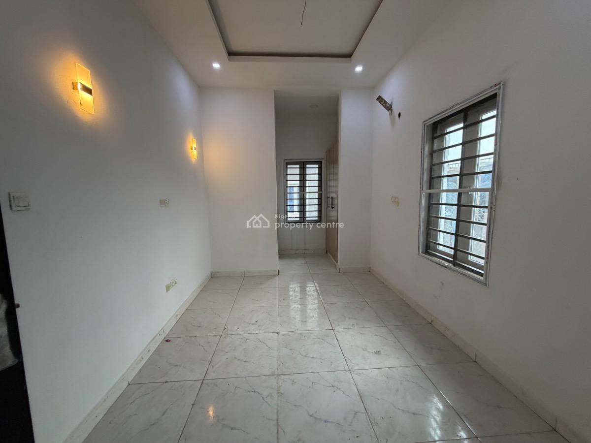 Standard 3 Bedroom Apartment, Wuye, Abuja, Flat / Apartment for Rent