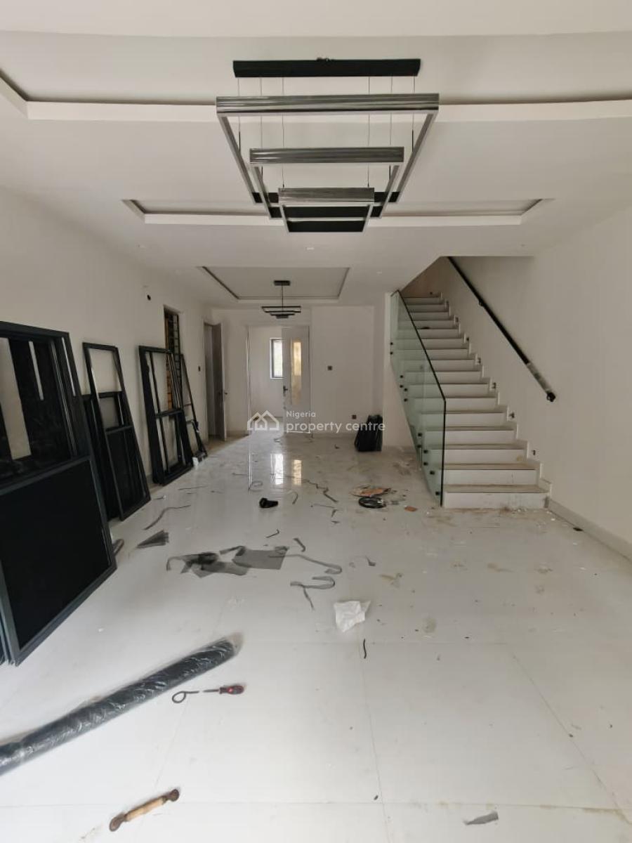 Contemporary 5-bedroom Semi-detached Duplex with Bq., Ikeja Gra, Ikeja, Lagos, Semi-detached Duplex for Sale