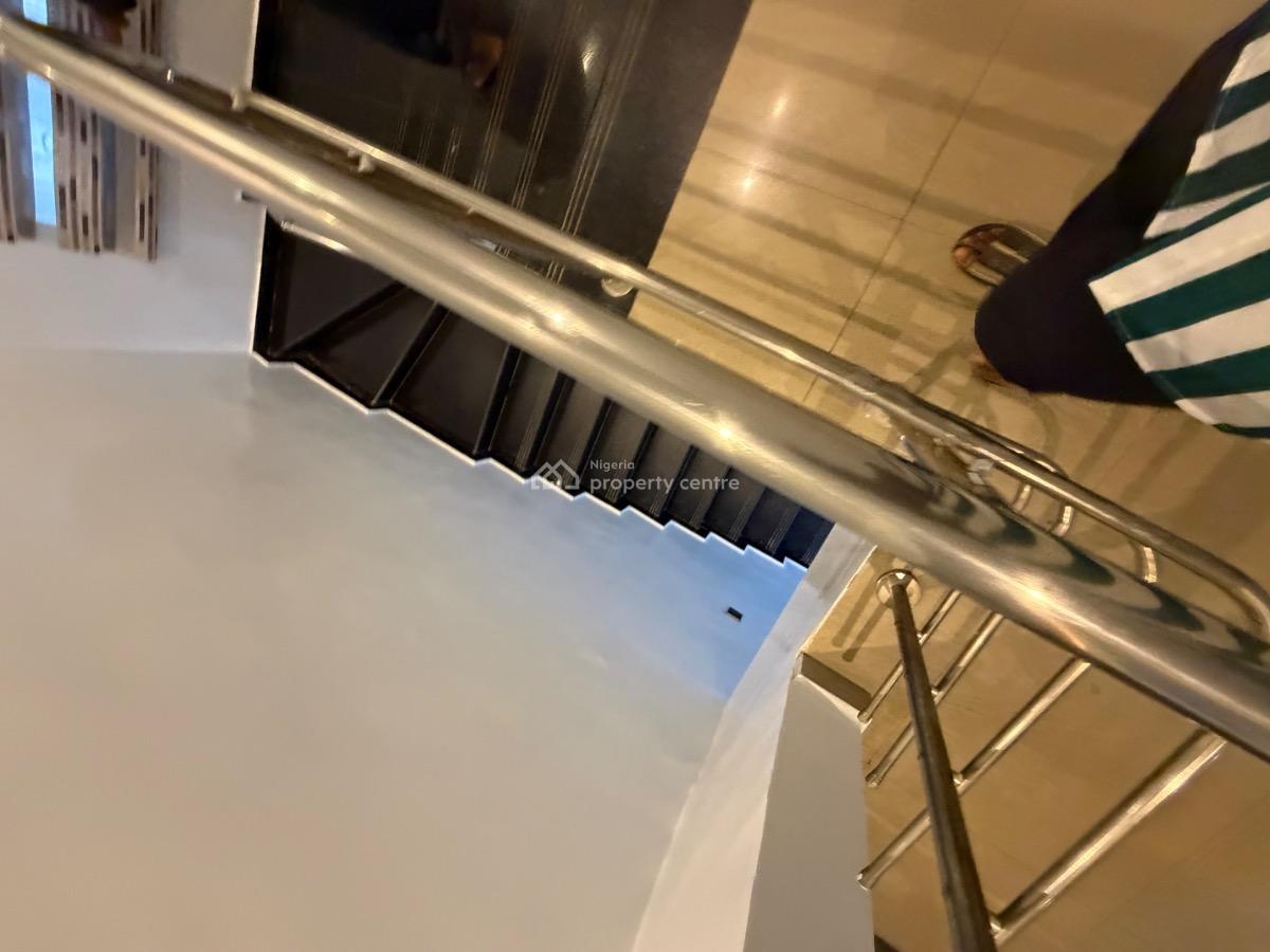 Standard 4 Bedroom Duplex with Swimming Pool and Gym, Guzape District, Abuja, Terraced Duplex for Rent