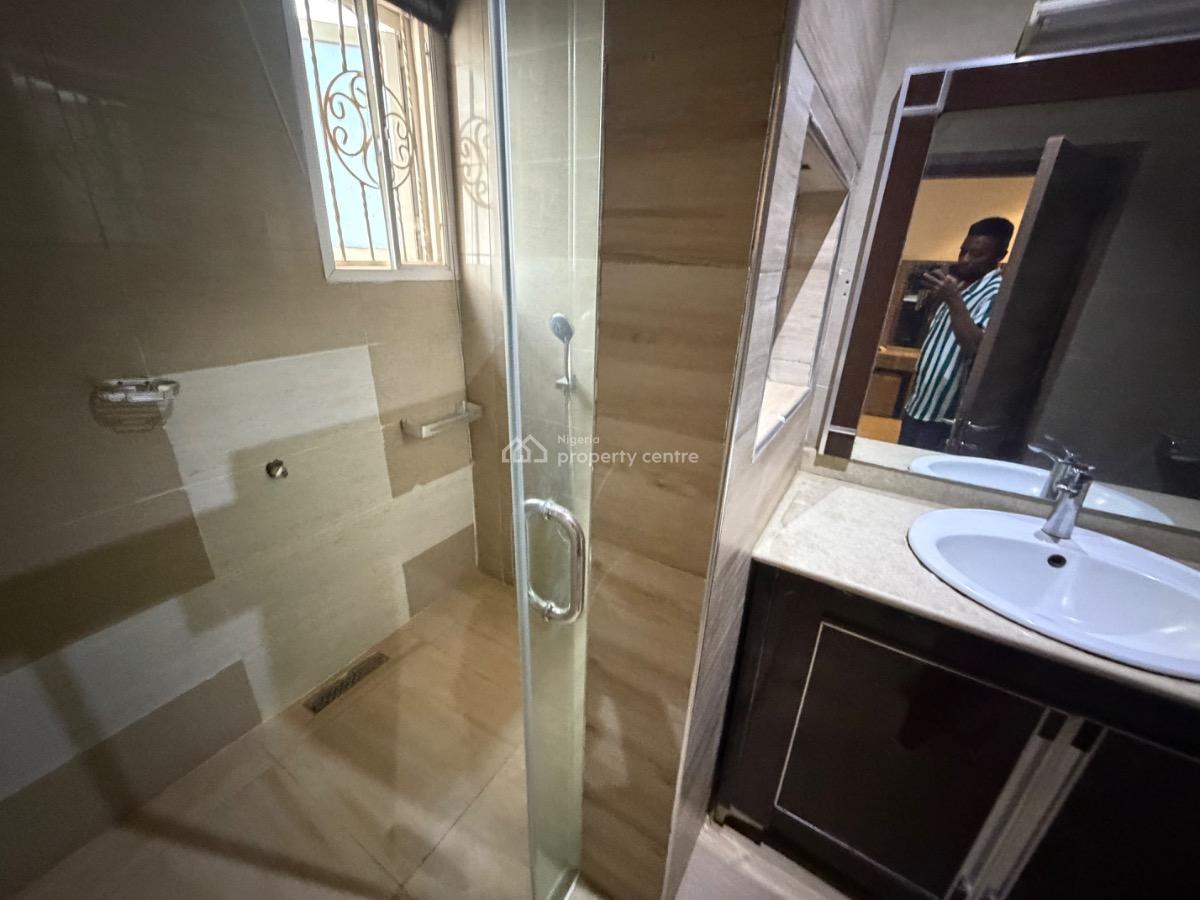 Standard 4 Bedroom Duplex with Swimming Pool and Gym, Guzape District, Abuja, Terraced Duplex for Rent