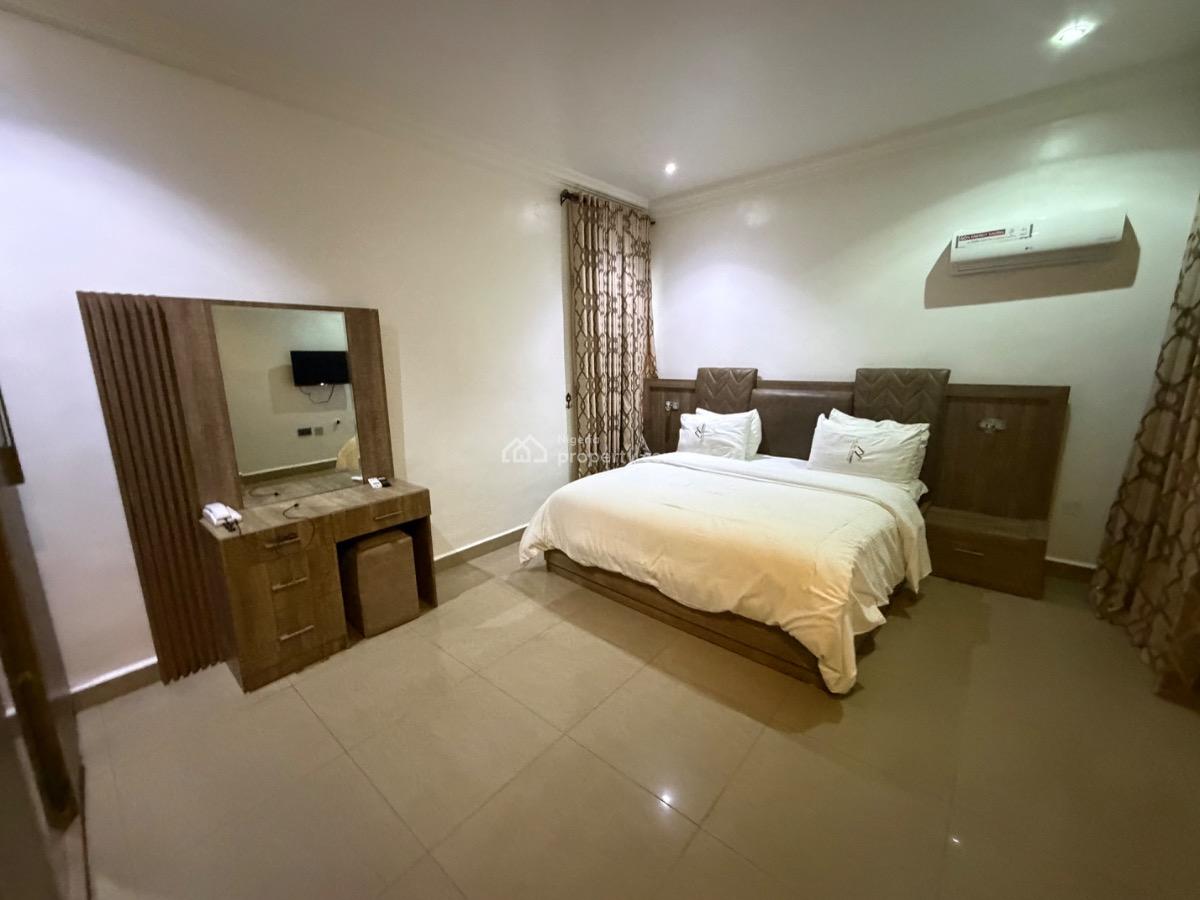 Standard 4 Bedroom Duplex with Swimming Pool and Gym, Guzape District, Abuja, Terraced Duplex for Rent