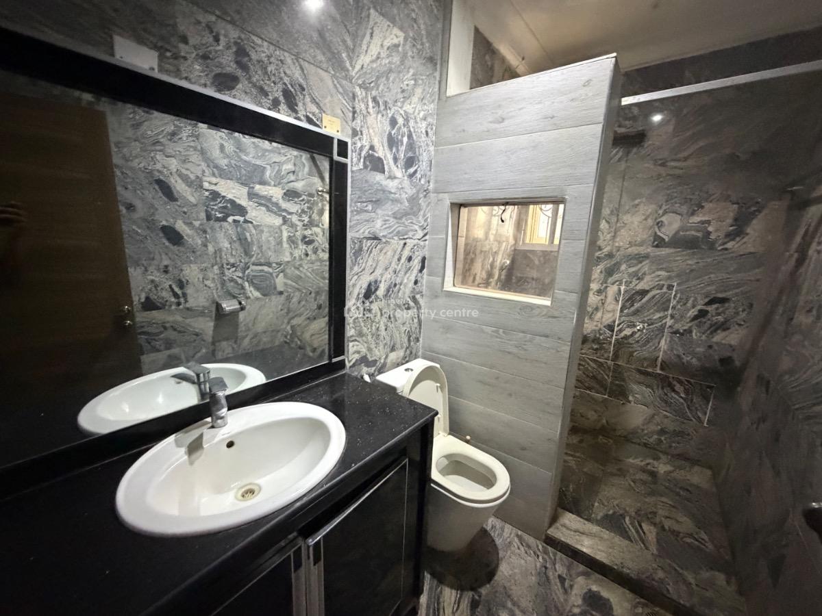 Standard 4 Bedroom Duplex with Swimming Pool and Gym, Guzape District, Abuja, Terraced Duplex for Rent