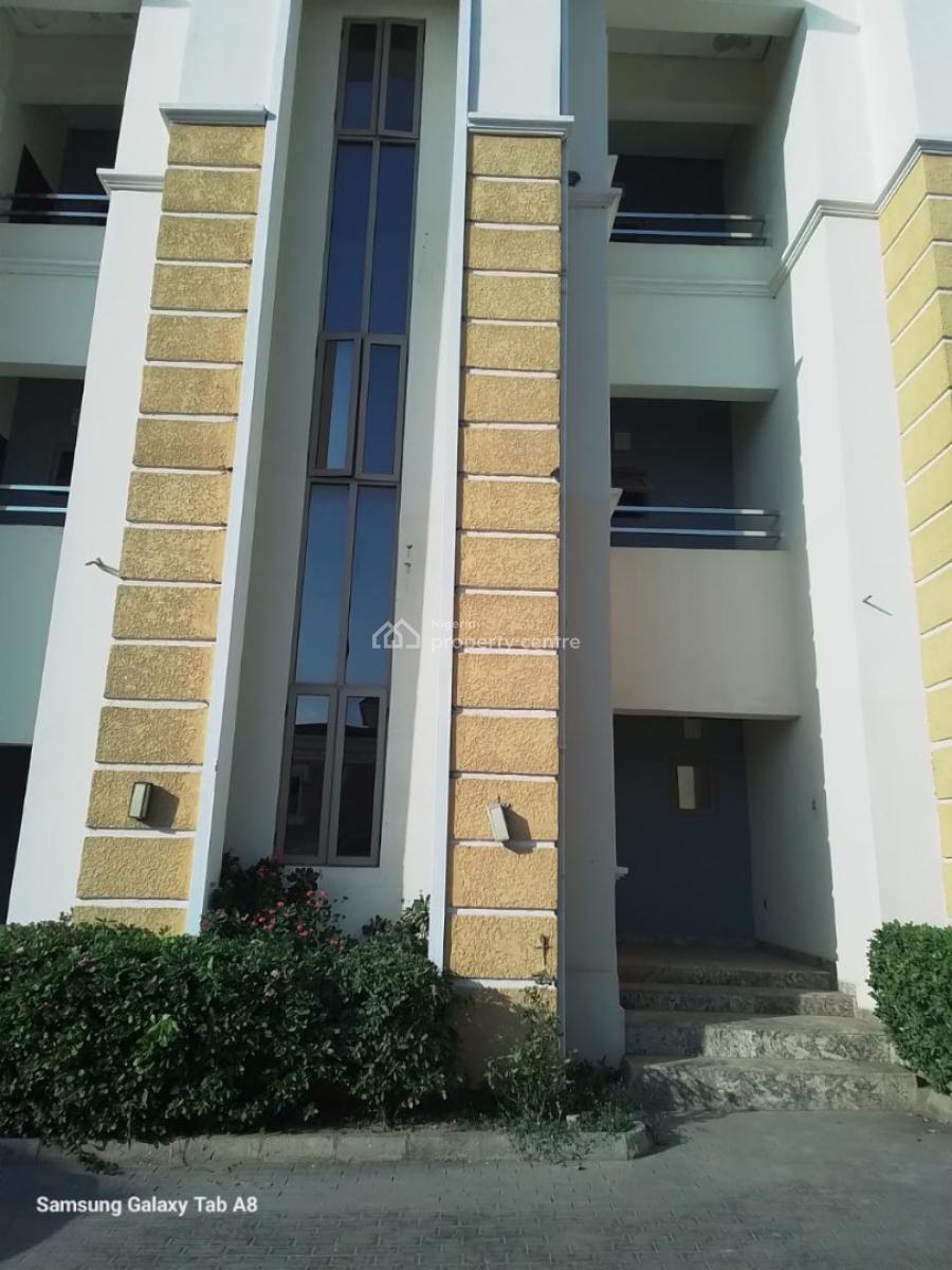 4 Bedroom Terrace with Bq, Guzape District, Abuja, Terraced Duplex for Rent
