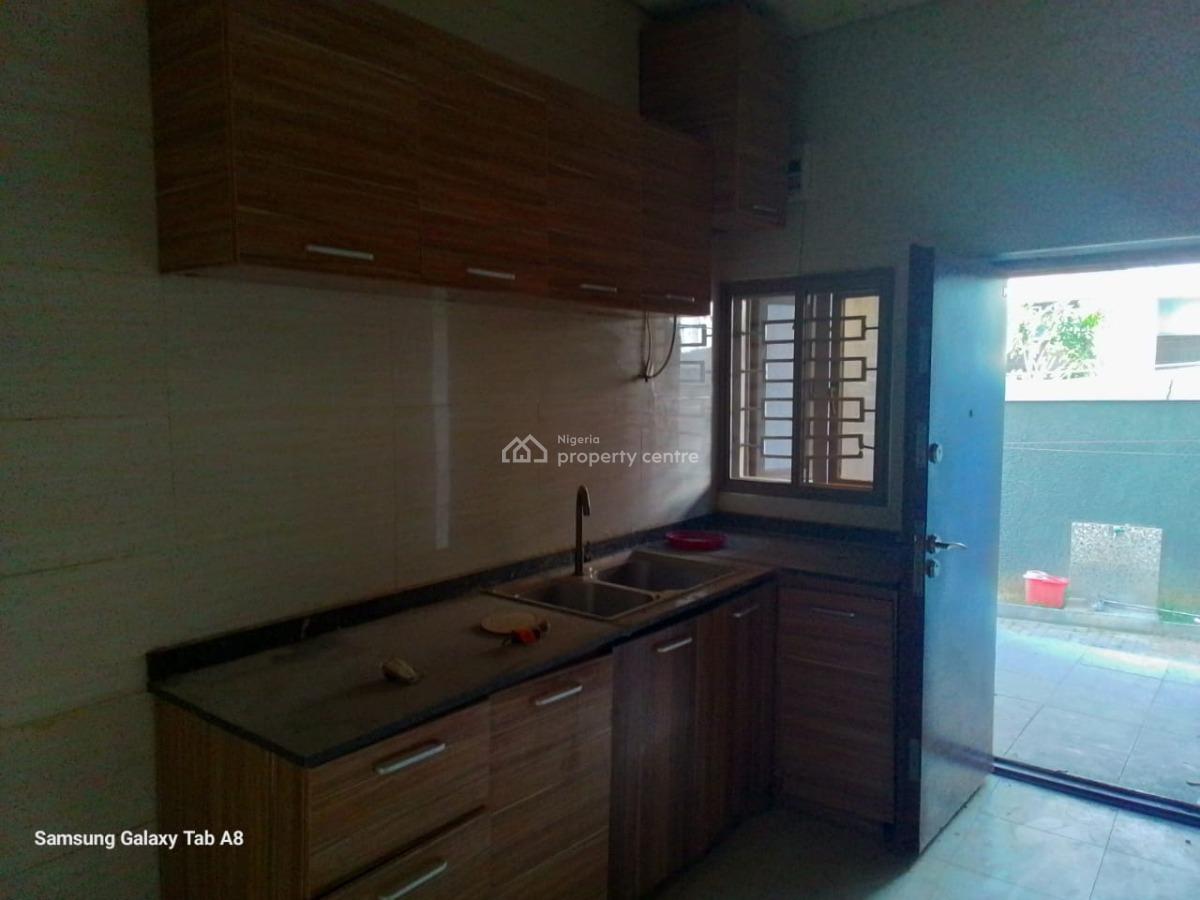 4 Bedroom Terrace with Bq, Guzape District, Abuja, Terraced Duplex for Rent