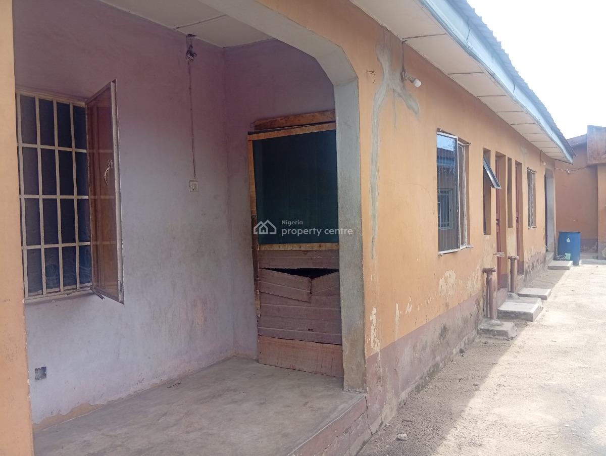 Mini Flat, Along Oke Oyinbo Street,, Bogije, Ibeju Lekki, Lagos, Mini Flat (room and Parlour) for Rent