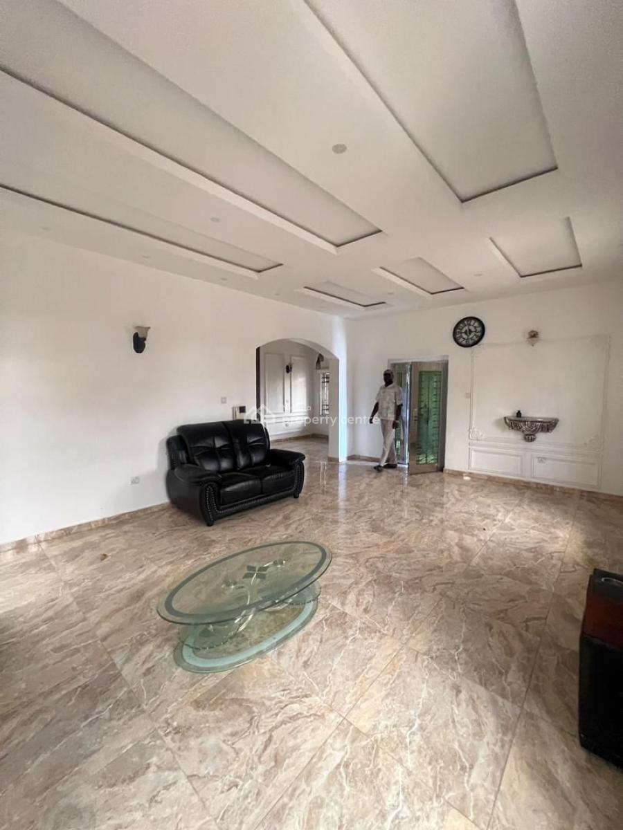 Spacious & Well Maintained 5 Bedroom, Ikota, Lekki, Lagos, Detached Duplex for Rent