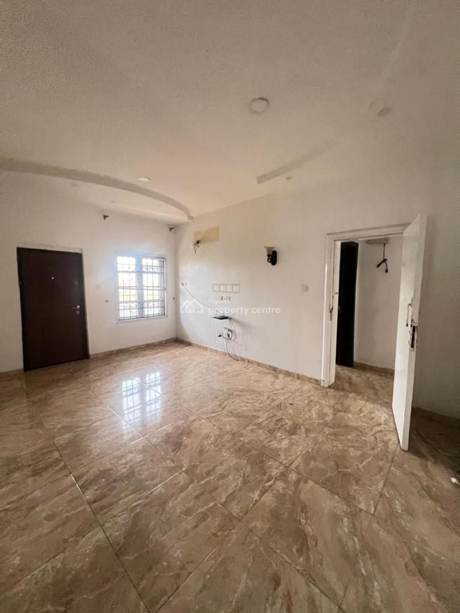 Spacious & Well Maintained 5 Bedroom, Ikota, Lekki, Lagos, Detached Duplex for Rent