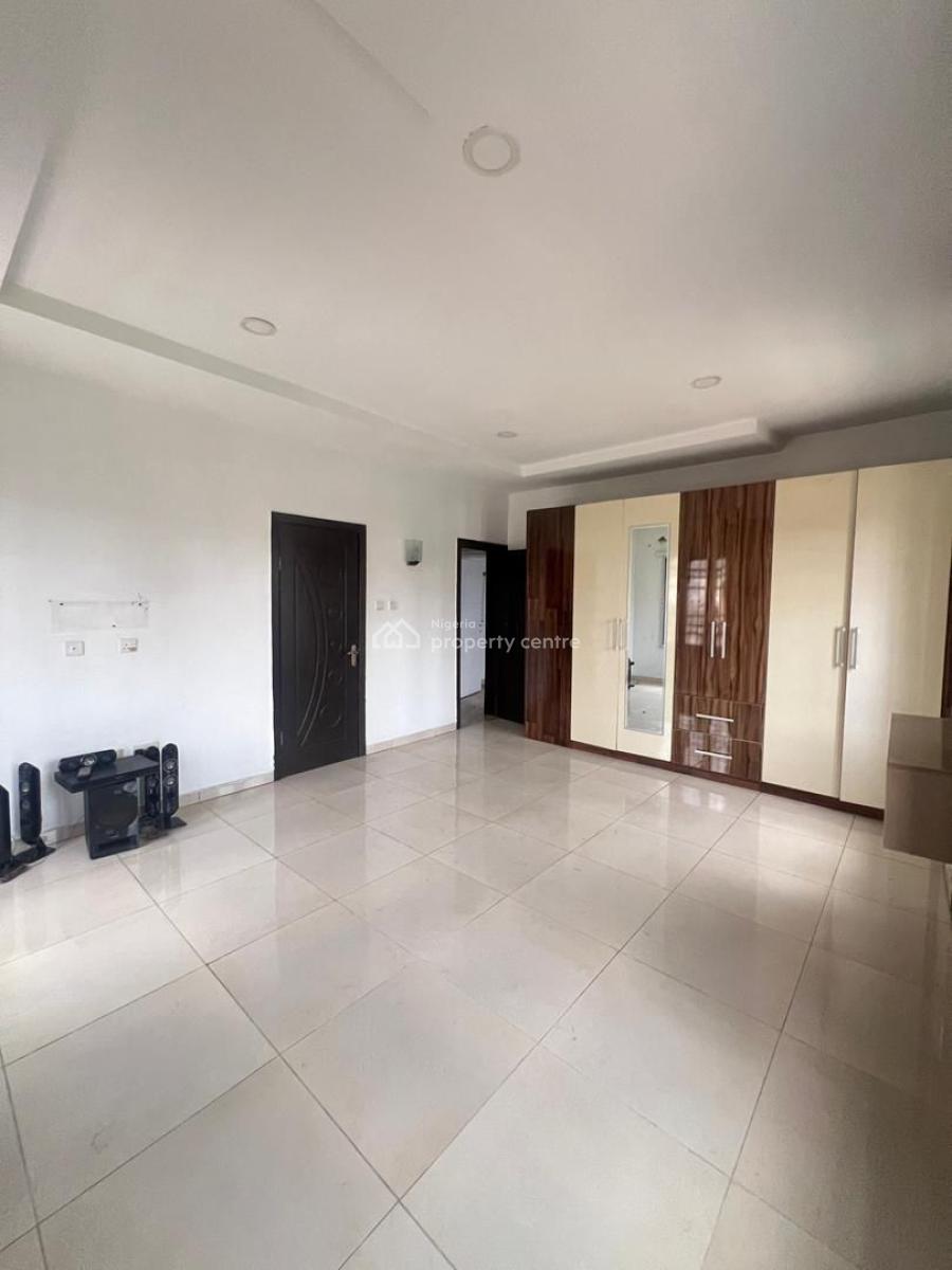 Spacious & Well Maintained 5 Bedroom, Ikota, Lekki, Lagos, Detached Duplex for Rent