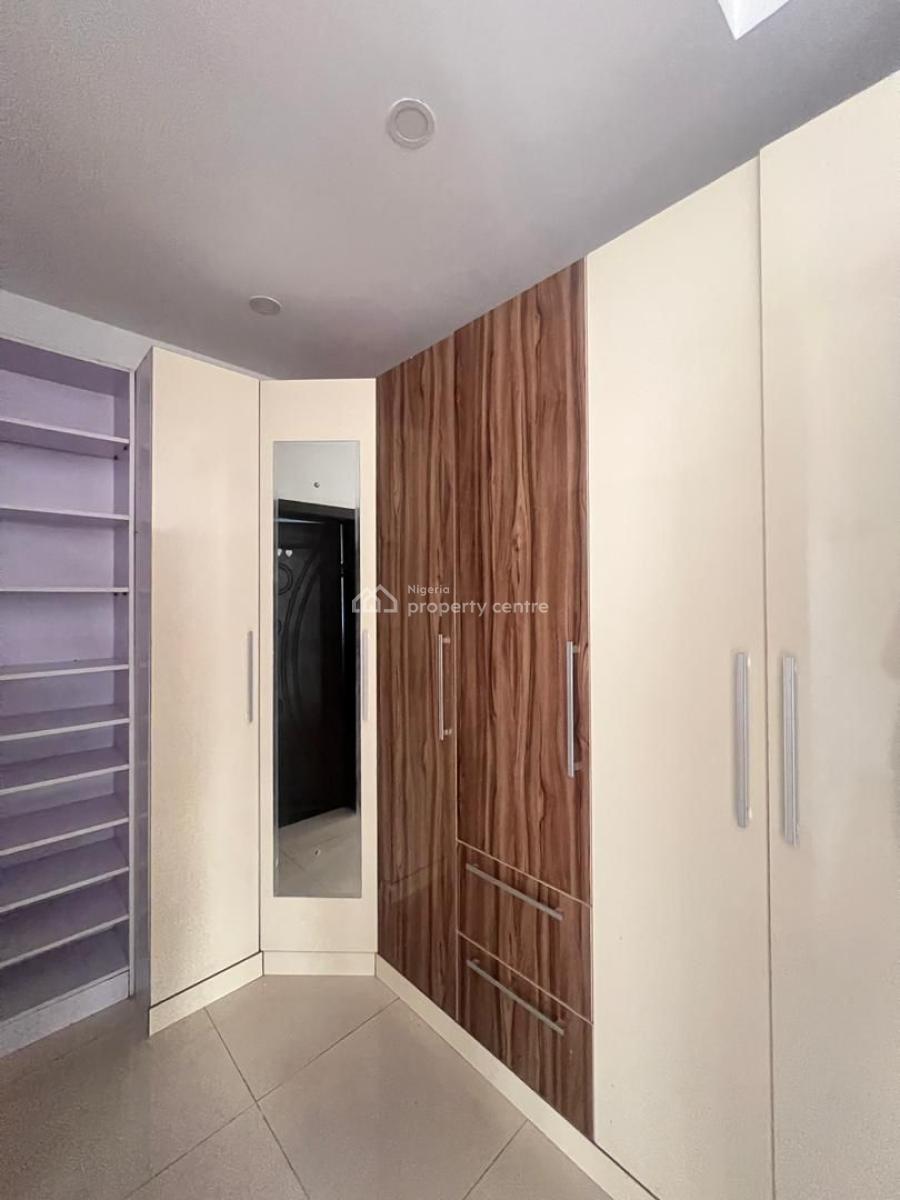 Spacious & Well Maintained 5 Bedroom, Ikota, Lekki, Lagos, Detached Duplex for Rent
