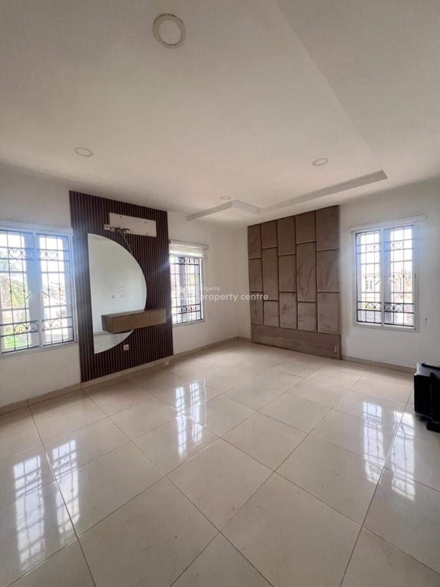Spacious & Well Maintained 5 Bedroom, Ikota, Lekki, Lagos, Detached Duplex for Rent