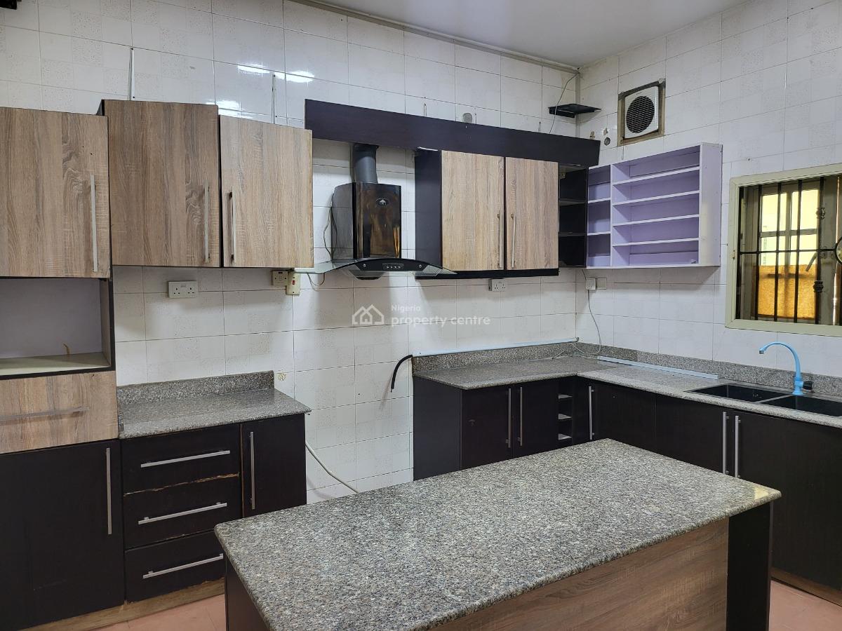 5 Bedroom Detached Duplex with Spacious Compound, Swimming Pool & Bq, Lekki Phase 1, Lekki, Lagos, Detached Duplex for Rent