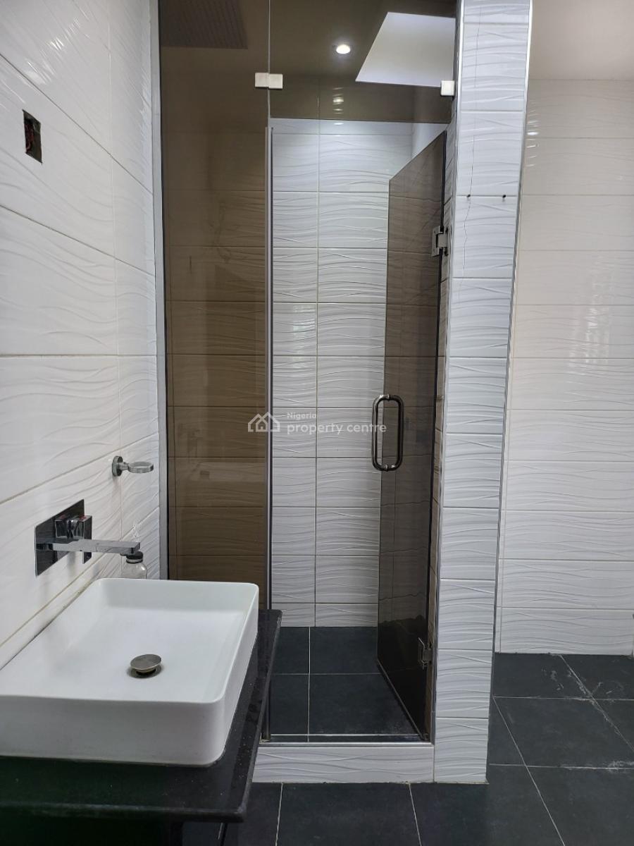 5 Bedroom Detached Duplex with Spacious Compound, Swimming Pool & Bq, Lekki Phase 1, Lekki, Lagos, Detached Duplex for Rent