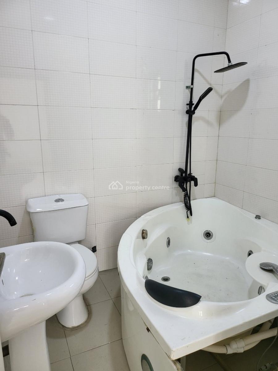 5 Bedroom Detached Duplex with Spacious Compound, Swimming Pool & Bq, Lekki Phase 1, Lekki, Lagos, Detached Duplex for Rent