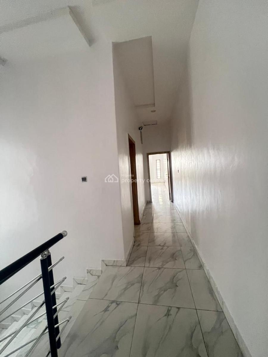 Spacious & Well Maintained 4 Bedroom, Ikota, Lekki, Lagos, Semi-detached Duplex for Rent