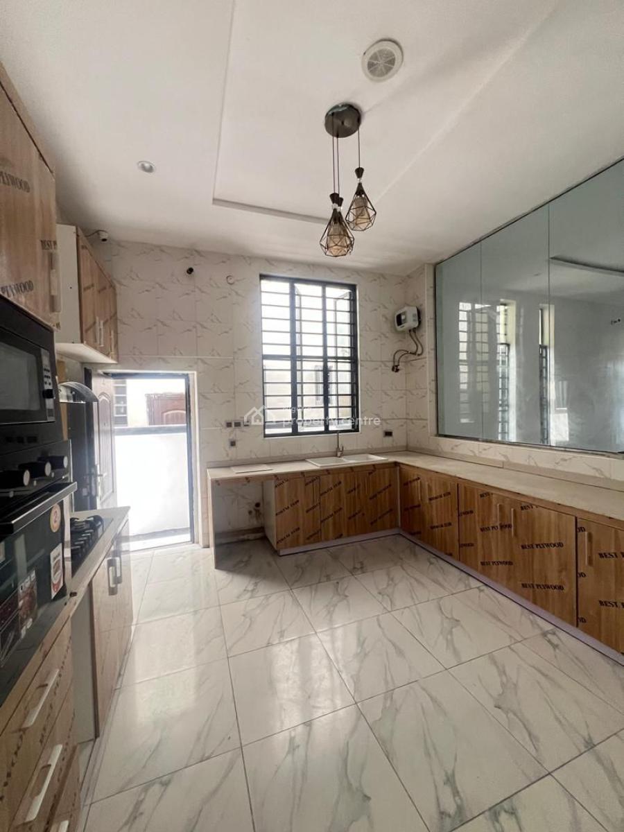 Spacious & Well Maintained 4 Bedroom, Ikota, Lekki, Lagos, Semi-detached Duplex for Rent