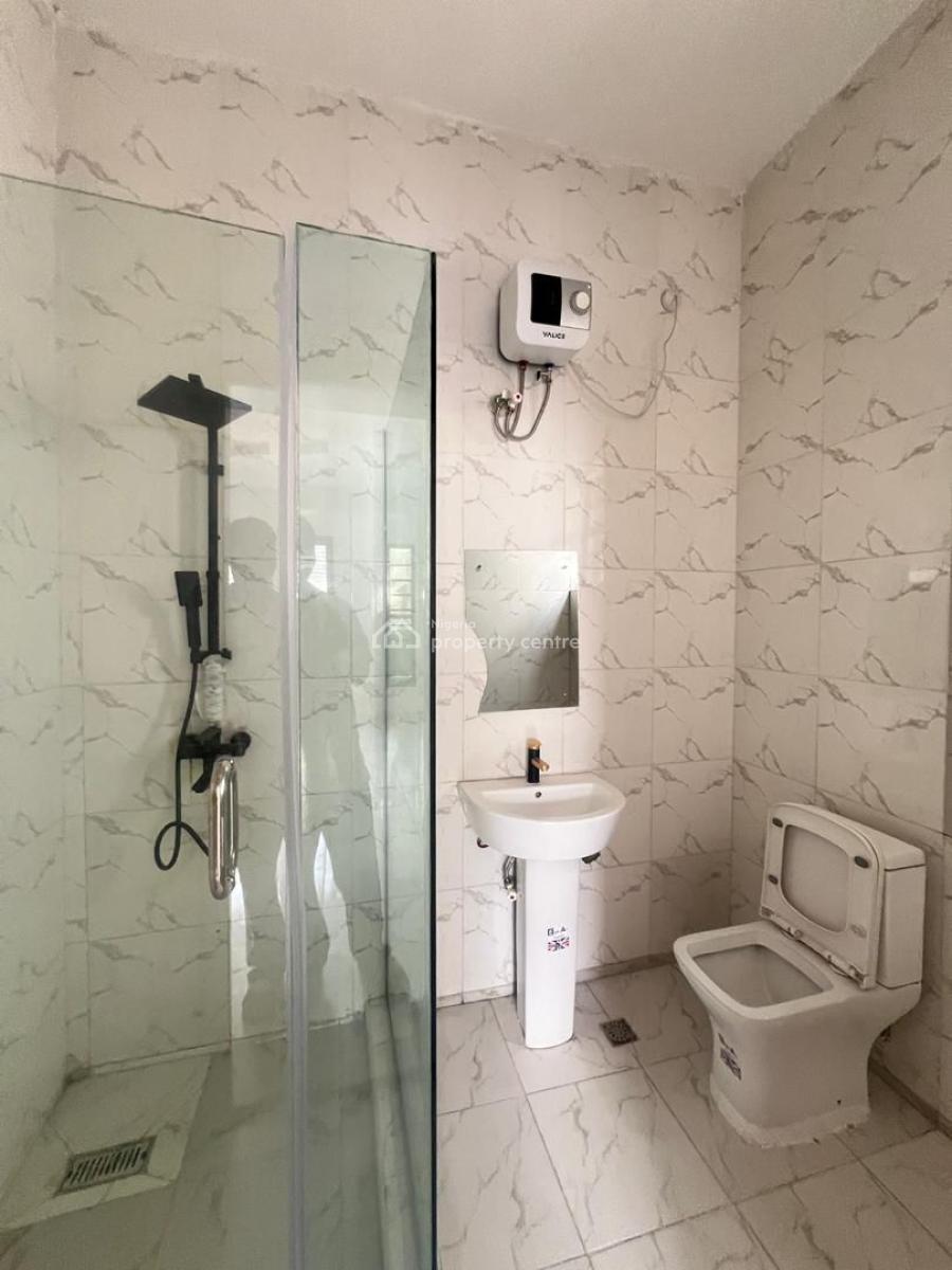 Spacious & Well Maintained 4 Bedroom, Ikota, Lekki, Lagos, Semi-detached Duplex for Rent