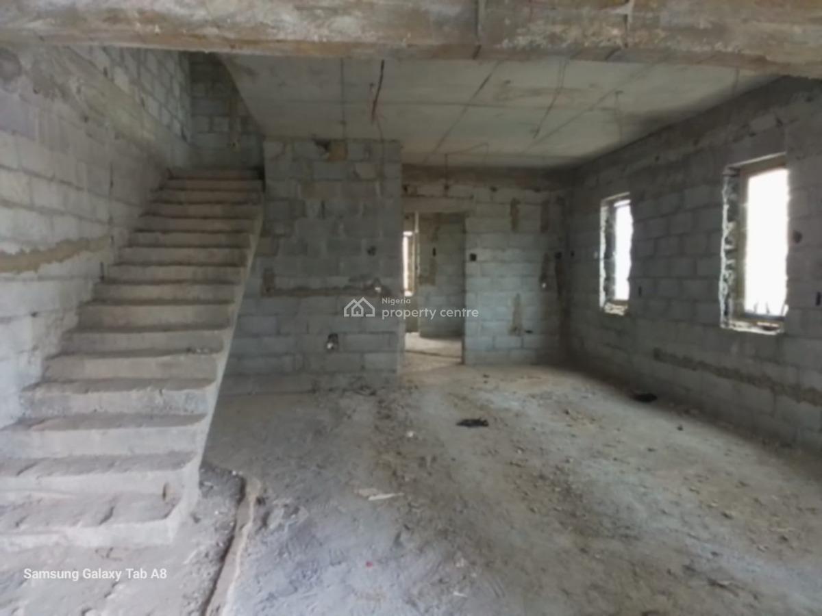 4 Bedroom Terrace Shell with Separate 1 Bedroom Basement, Guzape, Guzape District, Abuja, Terraced Duplex for Sale