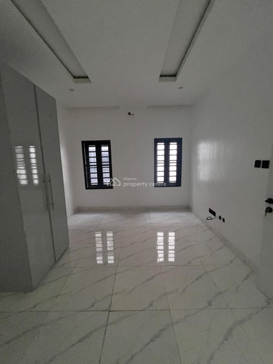 Luxury 3 Bedrooms Apartment, Lekki Phase 1, Lekki, Lagos, Flat / Apartment for Sale