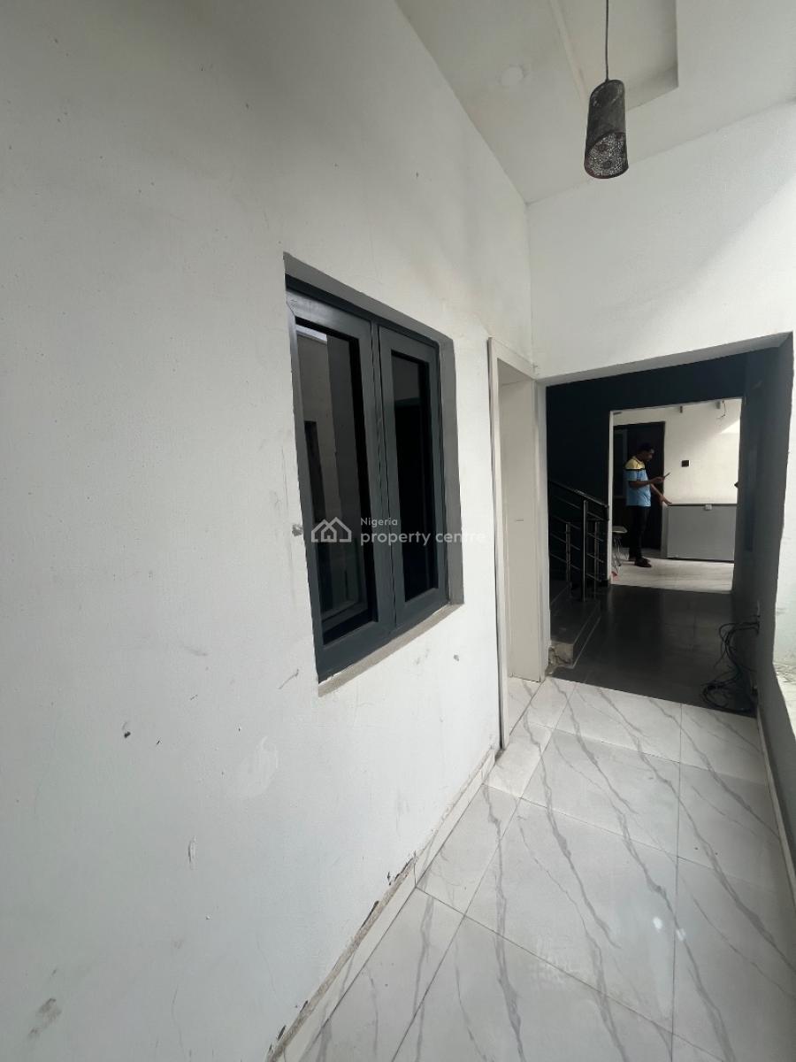 Luxury 3 Bedrooms Apartment, Lekki Phase 1, Lekki, Lagos, Flat / Apartment for Sale