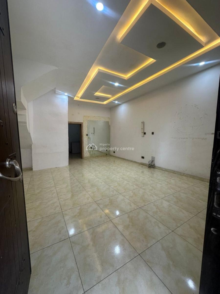 Standard  Room and Palour with Open Plan Kitchen Fully Service Estate, Royal Phine Estate Orchid Road Lekki, Lekki, Lagos, Mini Flat (room and Parlour) for Rent