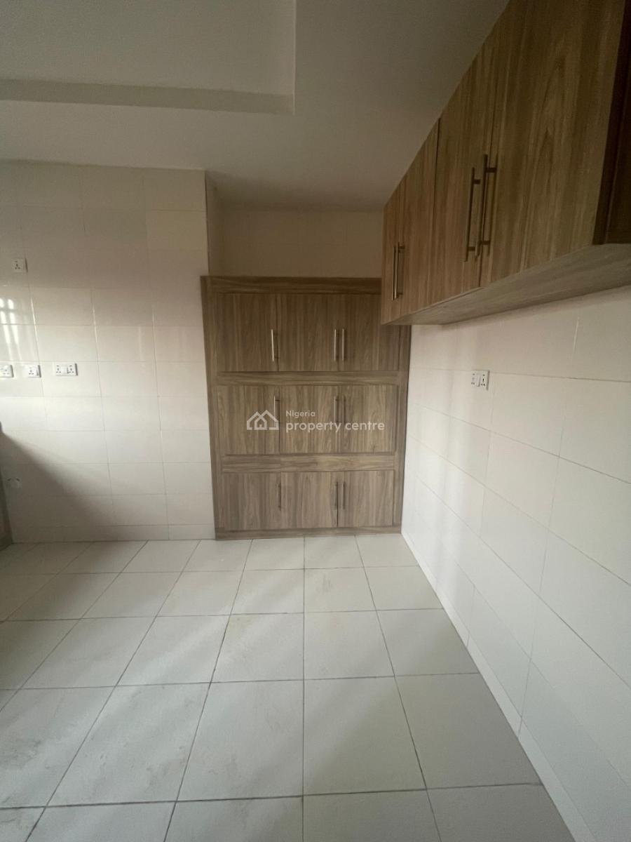 Brand New 3 Bedroom Flat in an Estate, By Berger Clinic, Life Camp, Abuja, Flat / Apartment for Rent